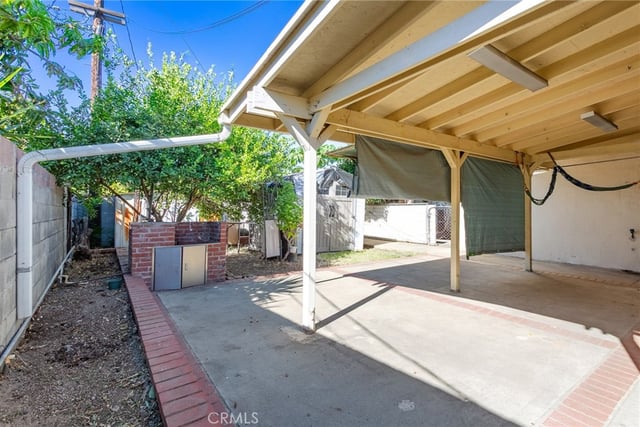 8465 Hazeltine, Panorama City, CA 91402 — photo 23 of 26