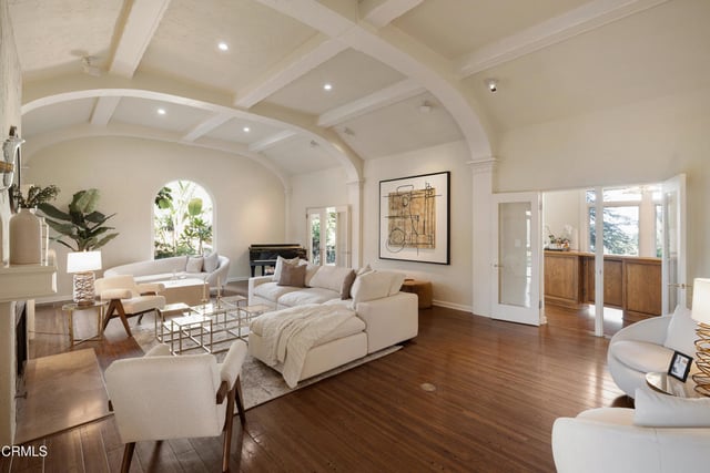 401 Patrician Way, Pasadena, CA 91105 — photo 4 of 75