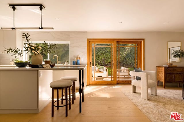 22460 Cairnloch Street, Calabasas, CA 91302 — photo 20 of 50