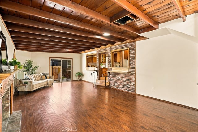 2232 N Valley Street, Burbank, CA 91505 — photo 5 of 18