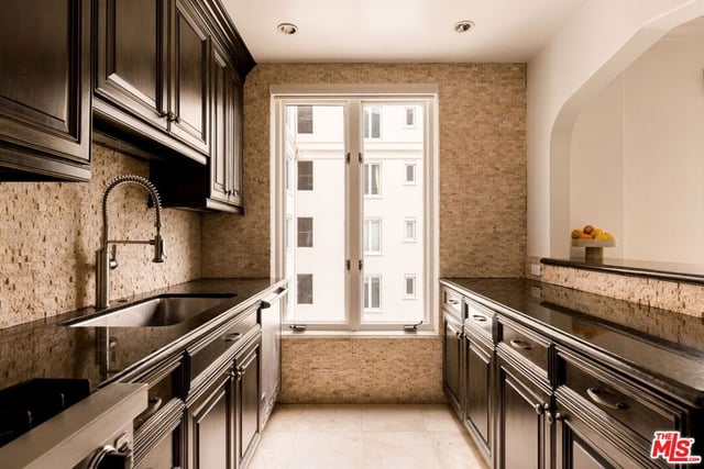 1424 N Crescent Heights Boulevard 50, Los Angeles, CA 90046 — photo 18 of 49