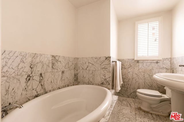 1424 N Crescent Heights Boulevard 50, Los Angeles, CA 90046 — photo 27 of 49