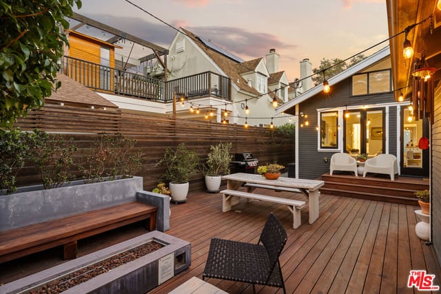 247 Windward Avenue, Venice, CA 90291 — photo 14 of 21