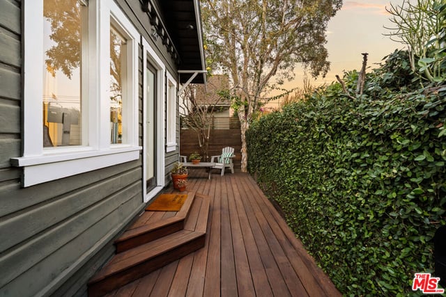 247 Windward Avenue, Venice, CA 90291 — photo 20 of 21