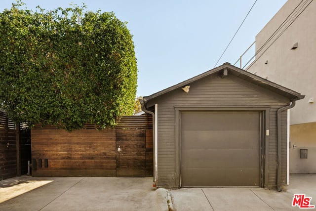 247 Windward Avenue, Venice, CA 90291 — photo 21 of 21