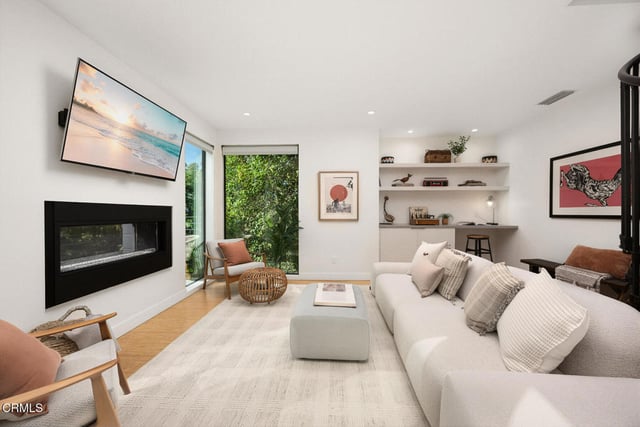 3902 Sunset Drive, Los Angeles, CA 90027 — photo 17 of 55