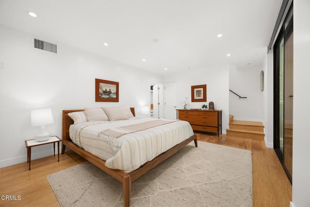 3902 Sunset Drive, Los Angeles, CA 90027 — photo 21 of 55