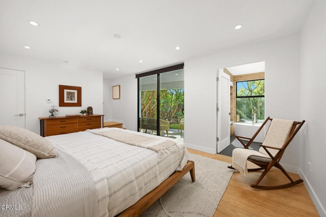 3902 Sunset Drive, Los Angeles, CA 90027 — photo 22 of 55