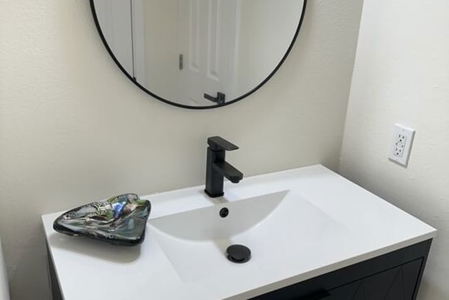 8723 1/2 Cedros Avenue 55, Panorama City, CA 91402 — photo 18 of 33
