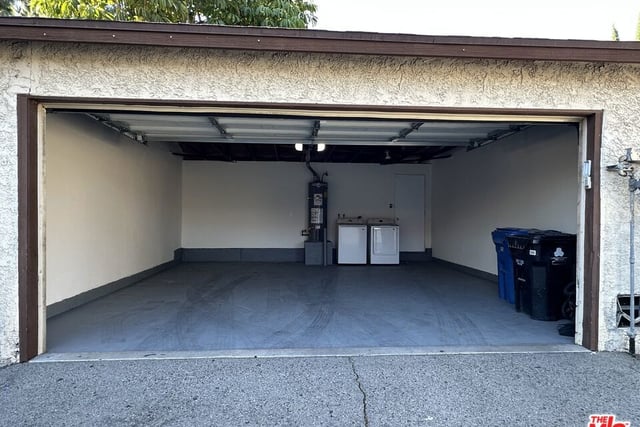 8723 1/2 Cedros Avenue 55, Panorama City, CA 91402 — photo 27 of 33