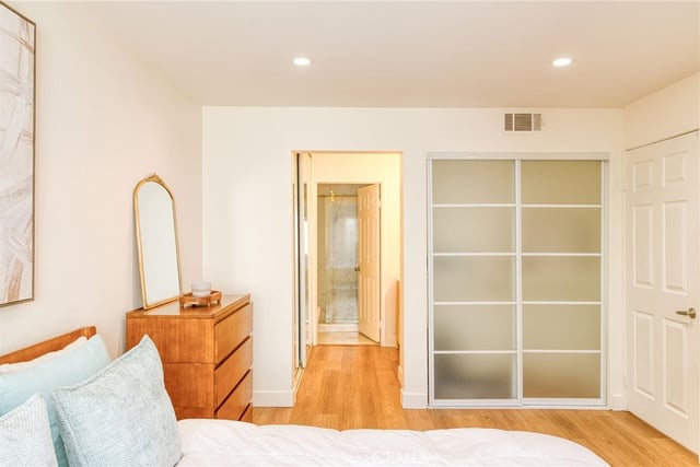 5510 Owensmouth 218, Woodland Hills, CA 91367 — photo 9 of 14