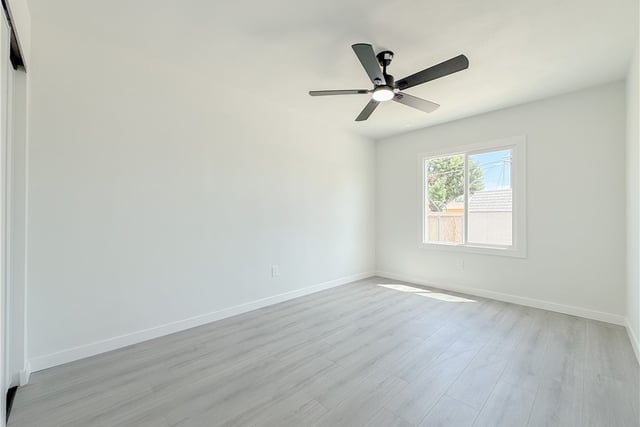 315 W Cedar Street, Compton, CA 90220 — photo 11 of 19
