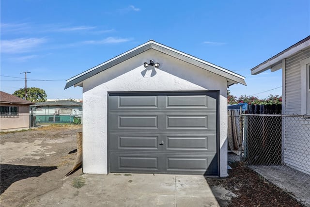 315 W Cedar Street, Compton, CA 90220 — photo 19 of 19