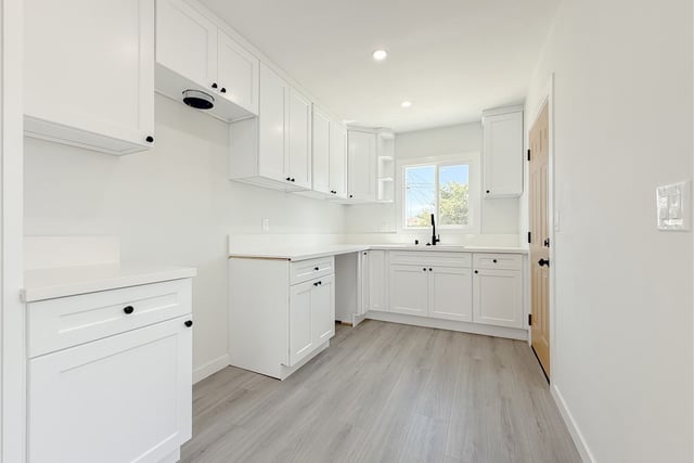 315 W Cedar Street, Compton, CA 90220 — photo 8 of 19