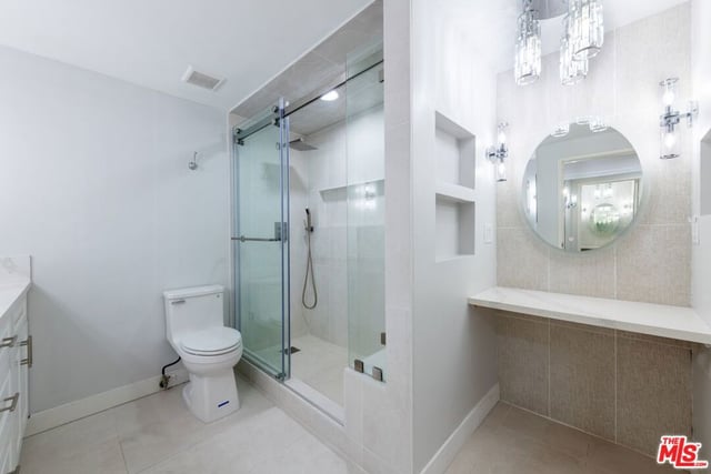 727 S Ardmore Avenue 108, Los Angeles, CA 90005 — photo 12 of 24
