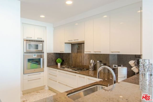 900 W Olympic Boulevard 39E, Los Angeles, CA 90015 — photo 7 of 25