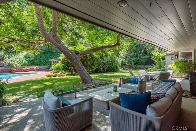 15946 Woodvale Road, Encino, CA 91436 — photo 42 of 49
