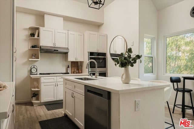 3646 Potosi Avenue, Studio City, CA 91604 — photo 6 of 31