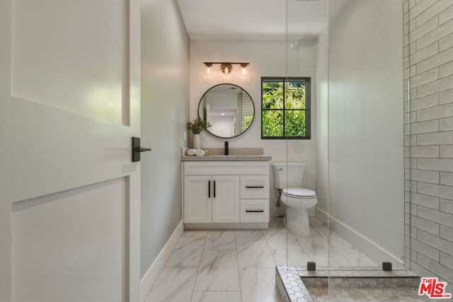 3721 Woodcliff Road, Sherman Oaks, CA 91403 — photo 20 of 35