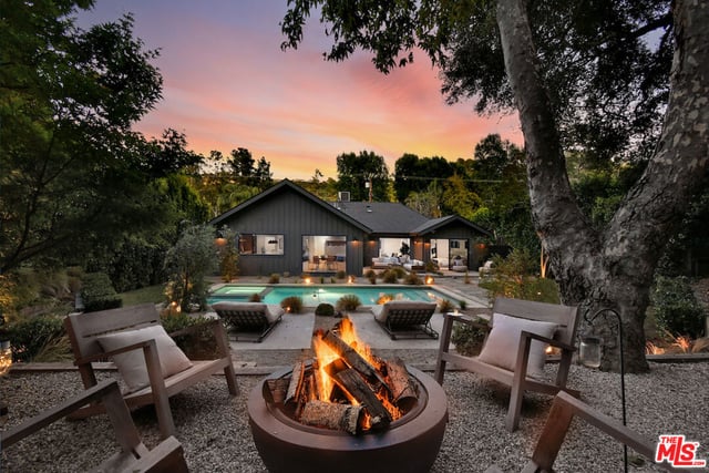 3721 Woodcliff Road, Sherman Oaks, CA 91403 — photo 34 of 35
