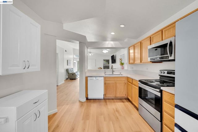 4568 Carnegie Ln, Brentwood, CA 94513 — photo 9 of 29