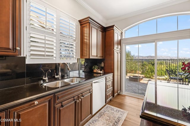 927 Corte Augusta, Camarillo, CA 93010 — photo 9 of 31