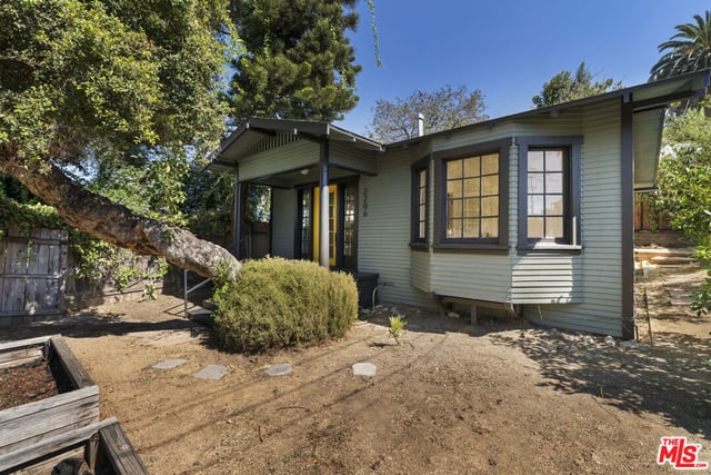 2206 Avon Street, Los Angeles, CA 90026 — photo 5 of 20