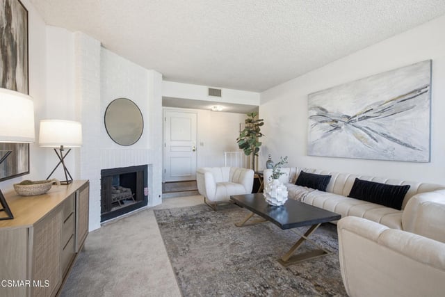 10650 Holman Avenue 202, Los Angeles, CA 90024 — photo 3 of 30