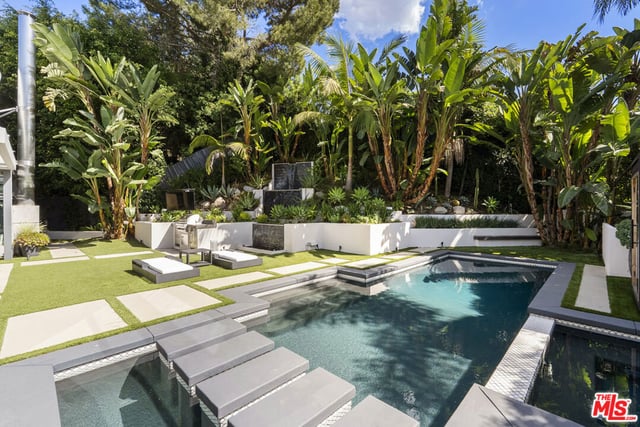 8538 Eastwood Road, Los Angeles, CA 90046 — photo 19 of 28