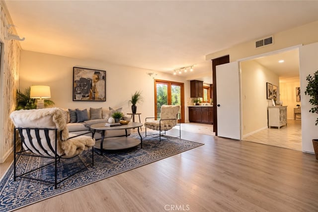 1038 La Presa, Pasadena, CA 91107 — photo 16 of 42
