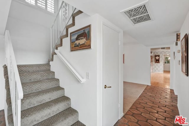 18800 Edleen Drive, Tarzana, CA 91356 — photo 26 of 52