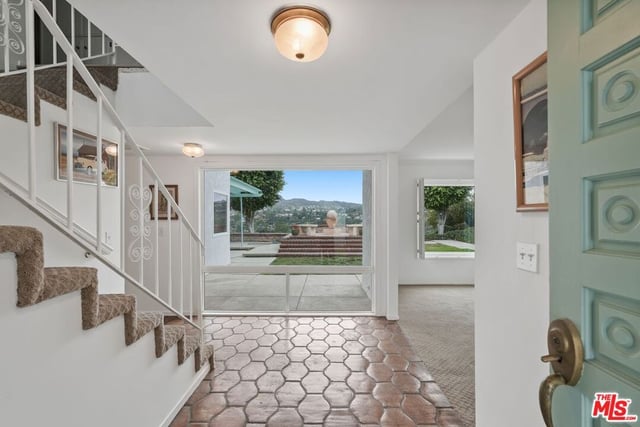 18800 Edleen Drive, Tarzana, CA 91356 — photo 5 of 52