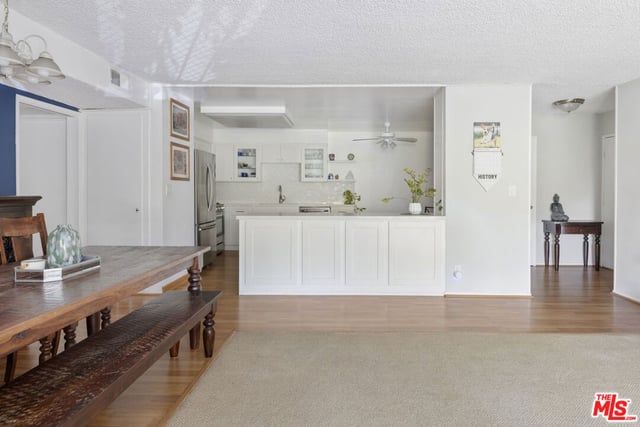 6771 Springpark Avenue 102A, Los Angeles, CA 90056 — photo 9 of 28