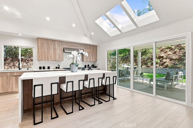 5506 Forest Cove, Agoura Hills, CA 91301 — photo 10 of 37