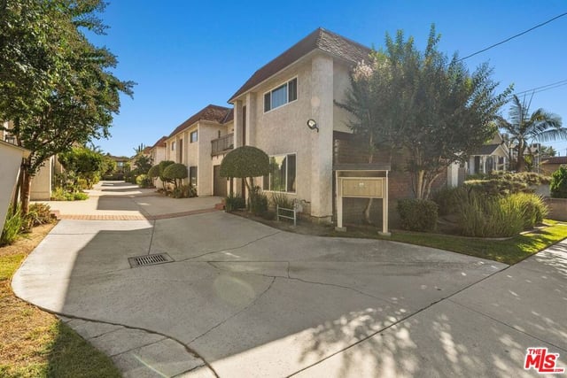 1230 S Mayflower Avenue D, Monrovia, CA 91016 — photo 2 of 20