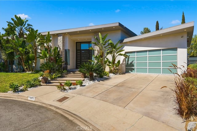 3355 Wrightview Place, Studio City, CA 91604 — photo 5 of 58