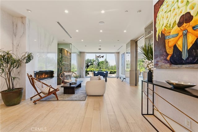 3355 Wrightview Place, Studio City, CA 91604 — photo 8 of 58