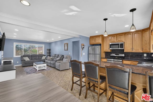248 E 186th Street, Carson, CA 90746 — photo 11 of 36