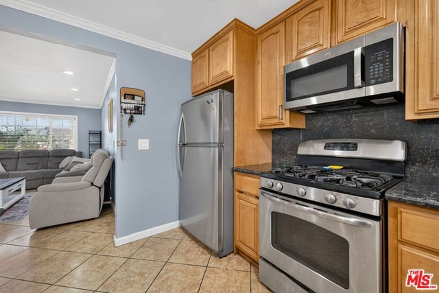 248 E 186th Street, Carson, CA 90746 — photo 14 of 36