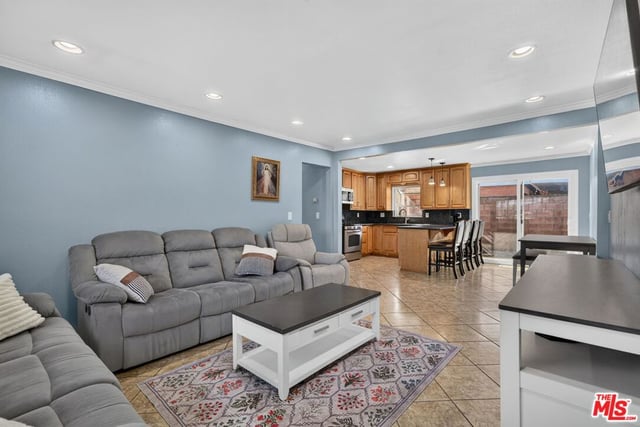 248 E 186th Street, Carson, CA 90746 — photo 6 of 36