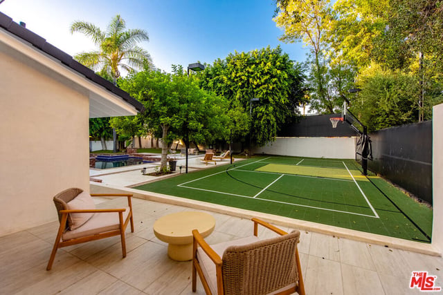 17429 Tarzana Street, Encino, CA 91316 — photo 70 of 72