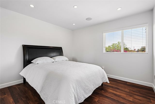 17002 Dearborn, Northridge, CA 91325 — photo 25 of 44