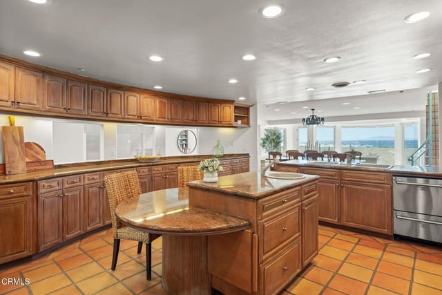 1045 Mandalay Beach Road, Oxnard, CA 93035 — photo 16 of 59