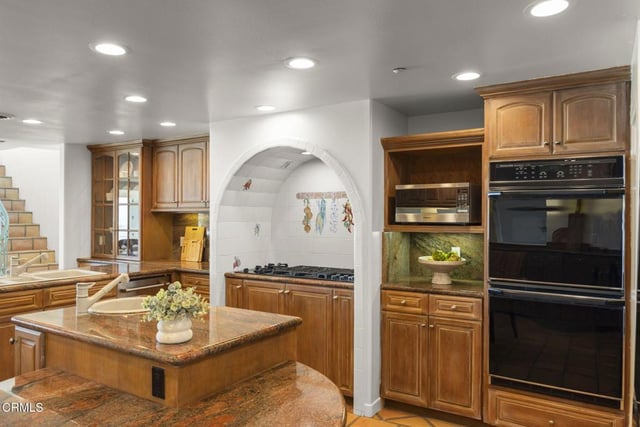 1045 Mandalay Beach Road, Oxnard, CA 93035 — photo 17 of 59