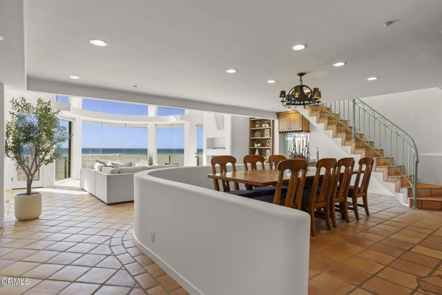 1045 Mandalay Beach Road, Oxnard, CA 93035 — photo 7 of 59