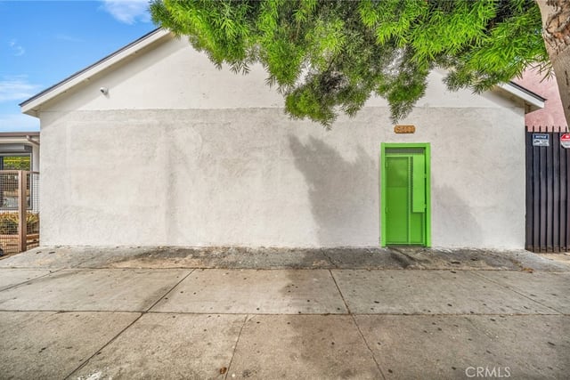 9611 S Vermont Ave, Los Angeles, CA 90044 — photo 4 of 45