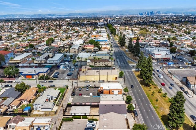 9611 S Vermont Ave, Los Angeles, CA 90044 — photo 44 of 45