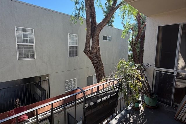 15344 Weddington, Van Nuys, CA 91411 — photo 18 of 19