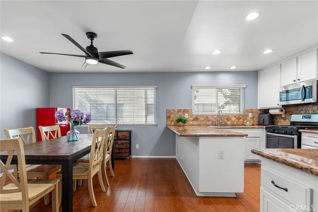 6145 Shoup Avenue 50, Woodland Hills, CA 91367 — photo 10 of 43