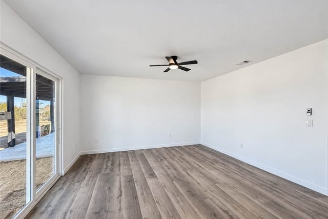 16605 Valeport Avenue, Lancaster, CA 93535 — photo 16 of 34